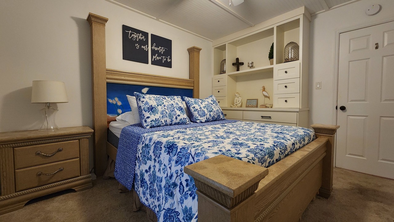 Photo of Bedroom in Ocean Ridge