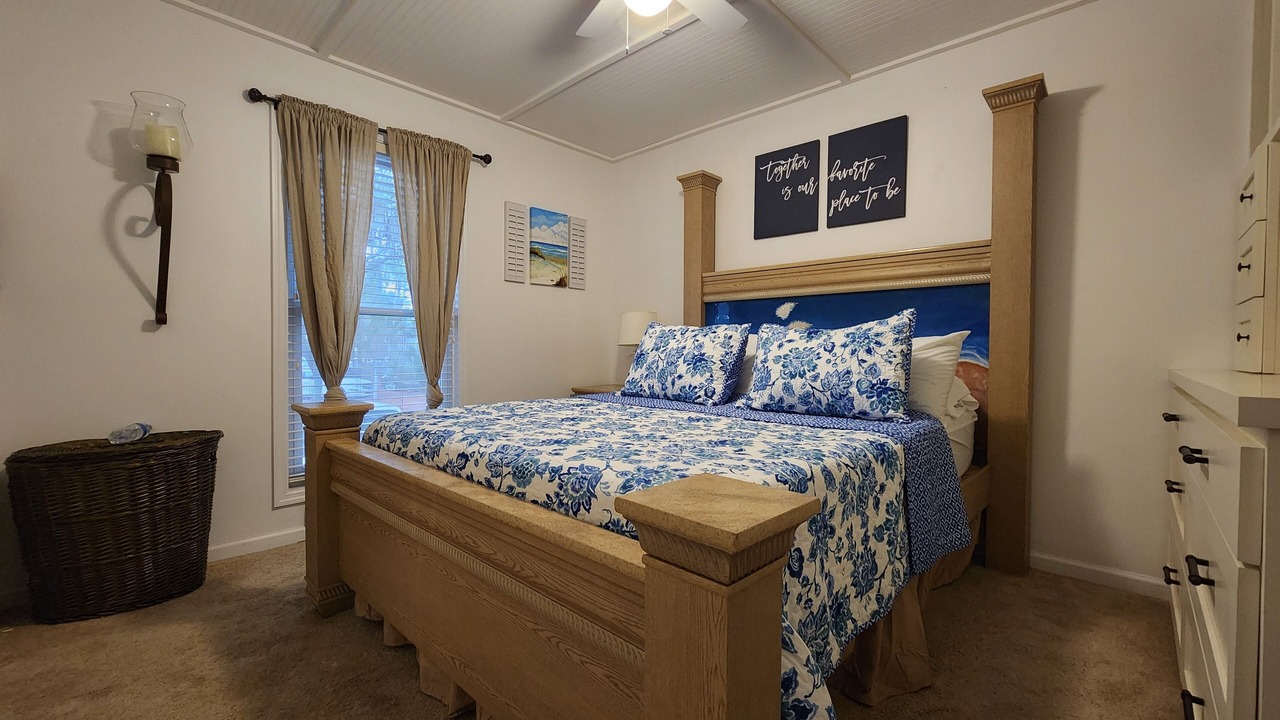 Photo of Bedroom in Ocean Ridge