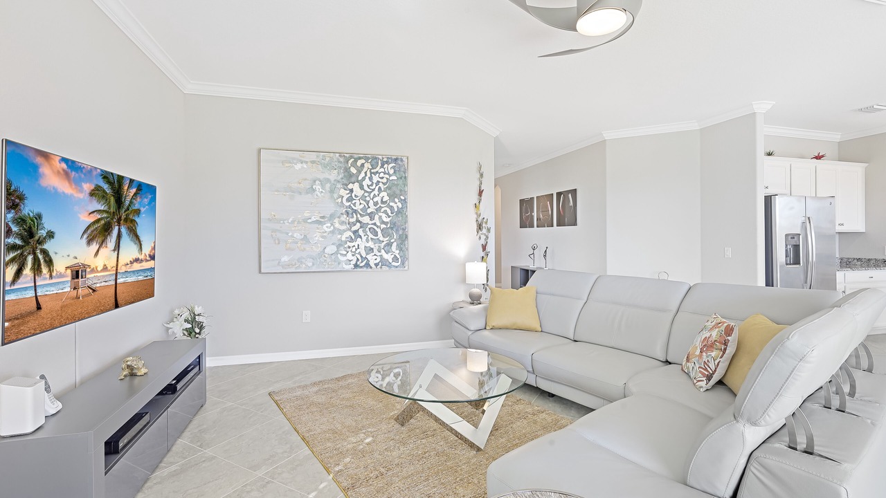 Photo of Livingroom in Naples