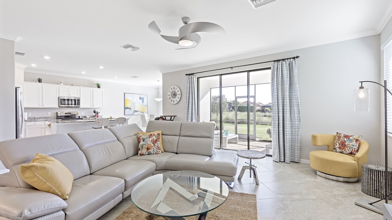 Photo of Livingroom in Naples