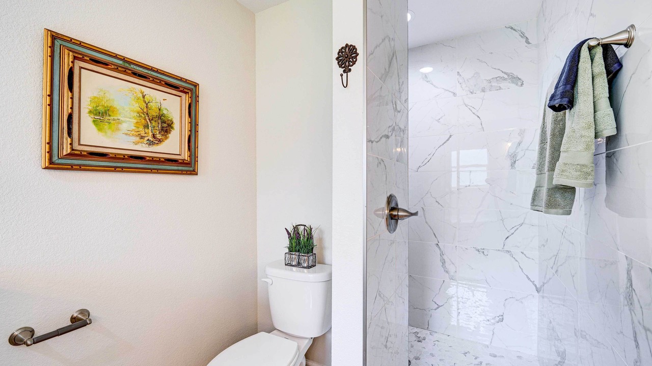 Photo of Bathroom in Sun 'N Lake