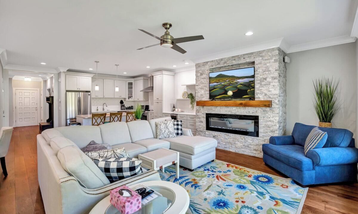 Photo of Livingroom in Salem