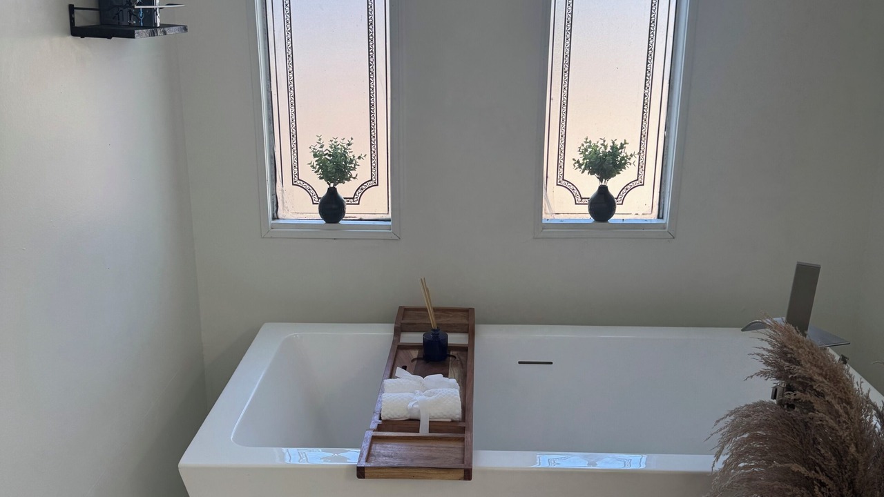 Photo of Bathroom in Dale
