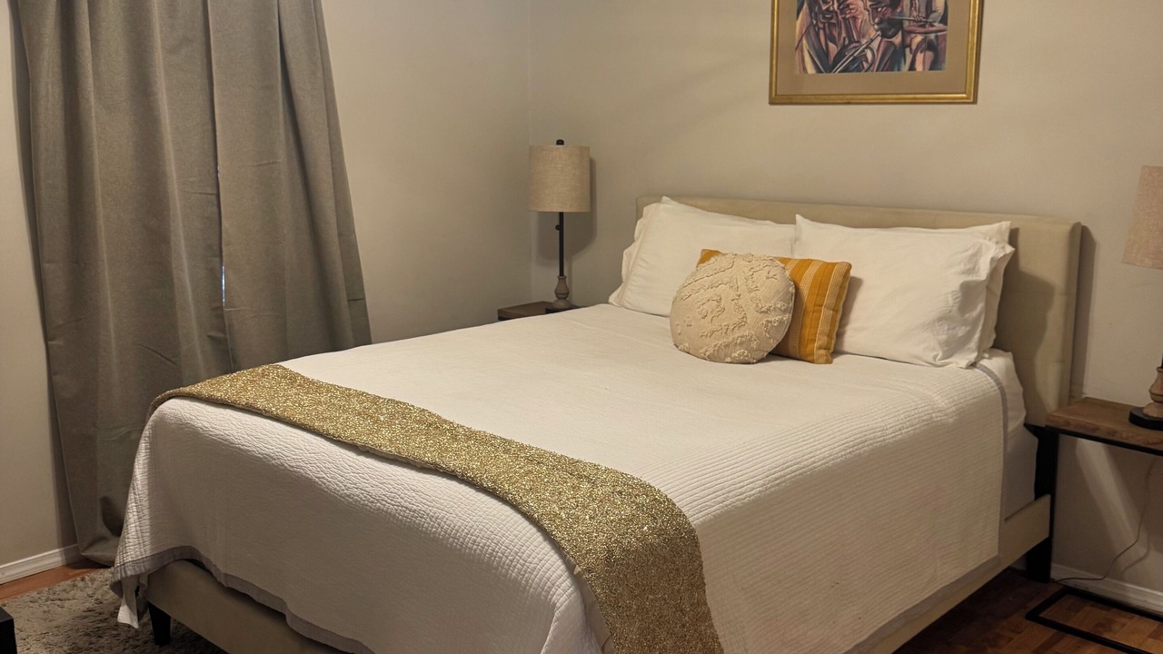 Photo of Bedroom in Dale