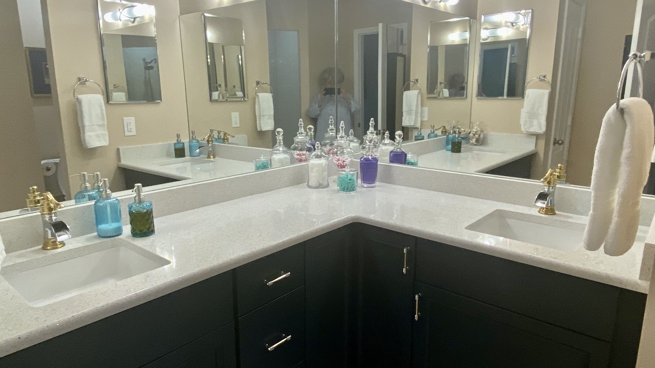 Photo of Bathroom in St. David's Island