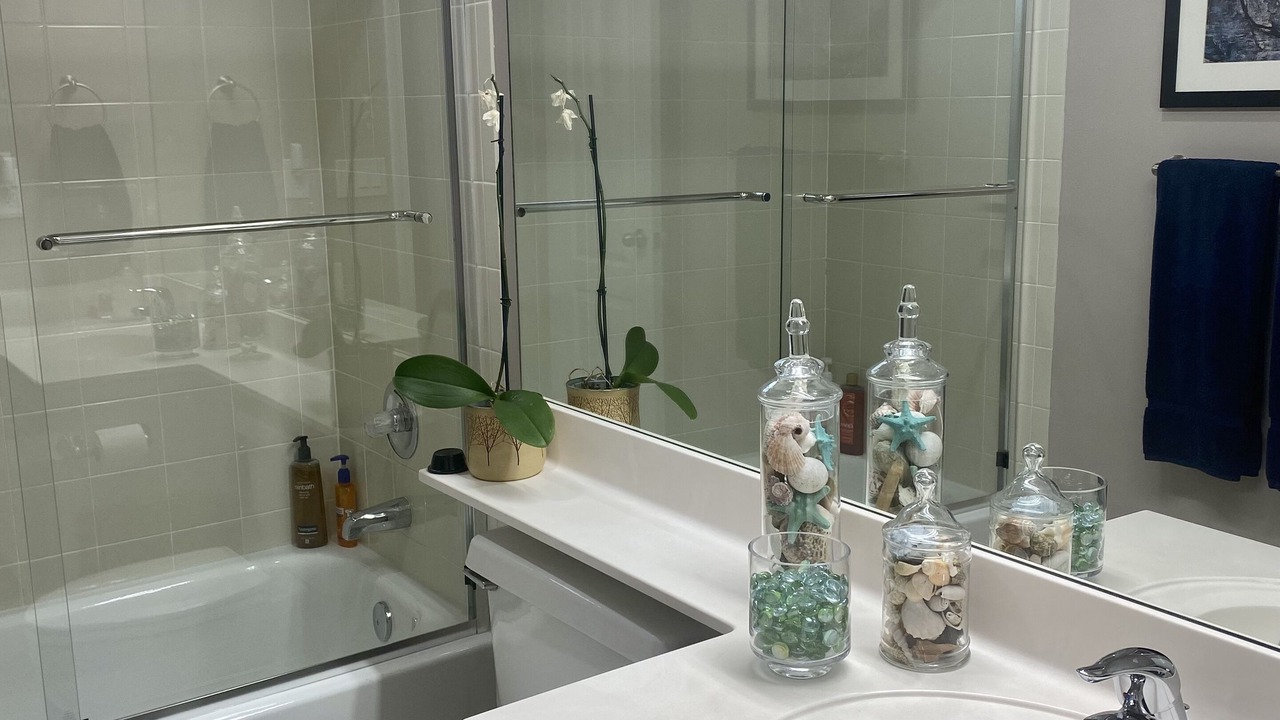 Photo of Bathroom in St. David's Island