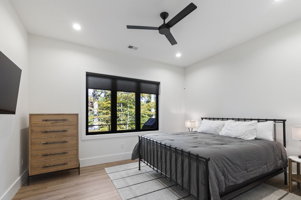 Photo of Bedroom in Seneca