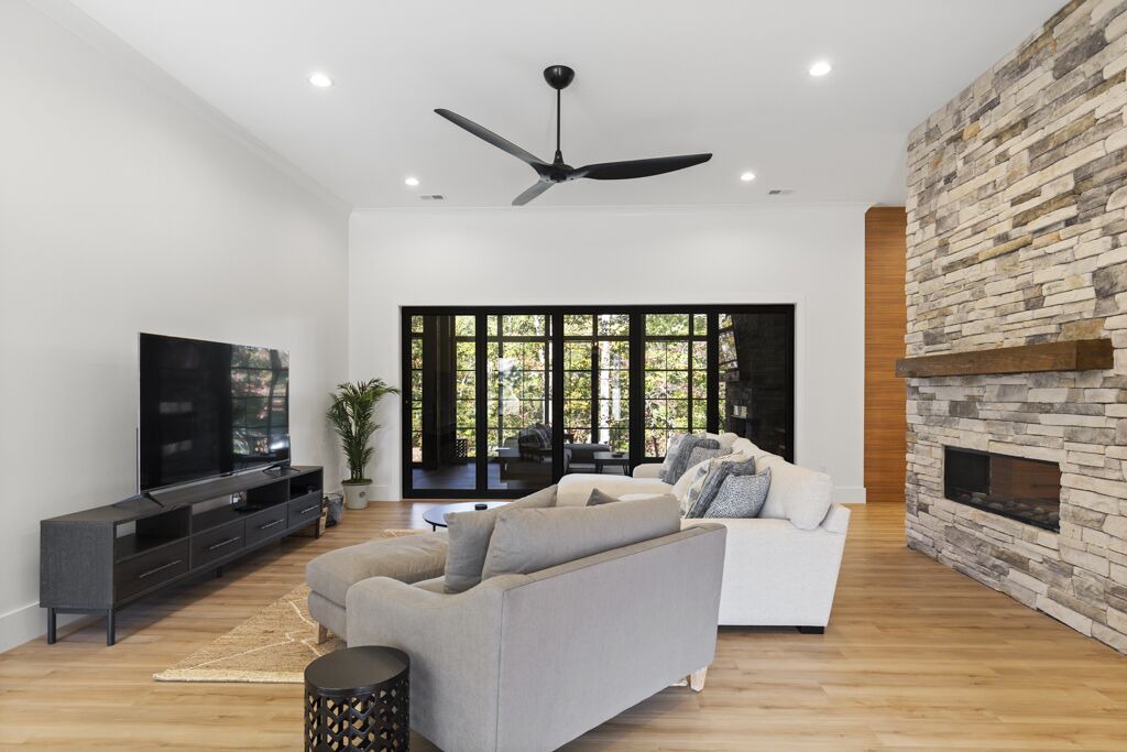 Photo of Livingroom in Seneca