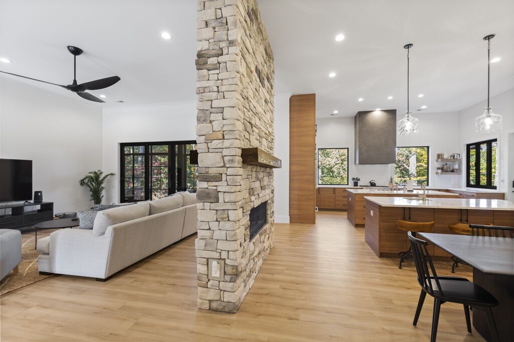 Photo of Livingroom in Seneca