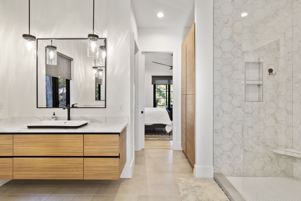 Photo of Bathroom in Seneca