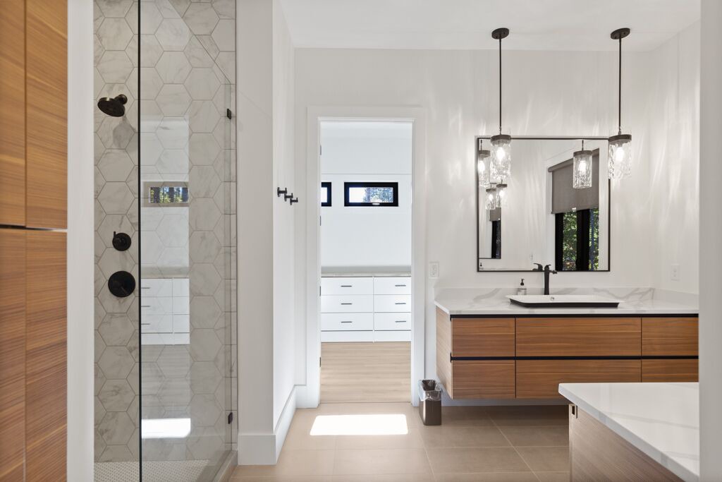 Photo of Bathroom in Seneca