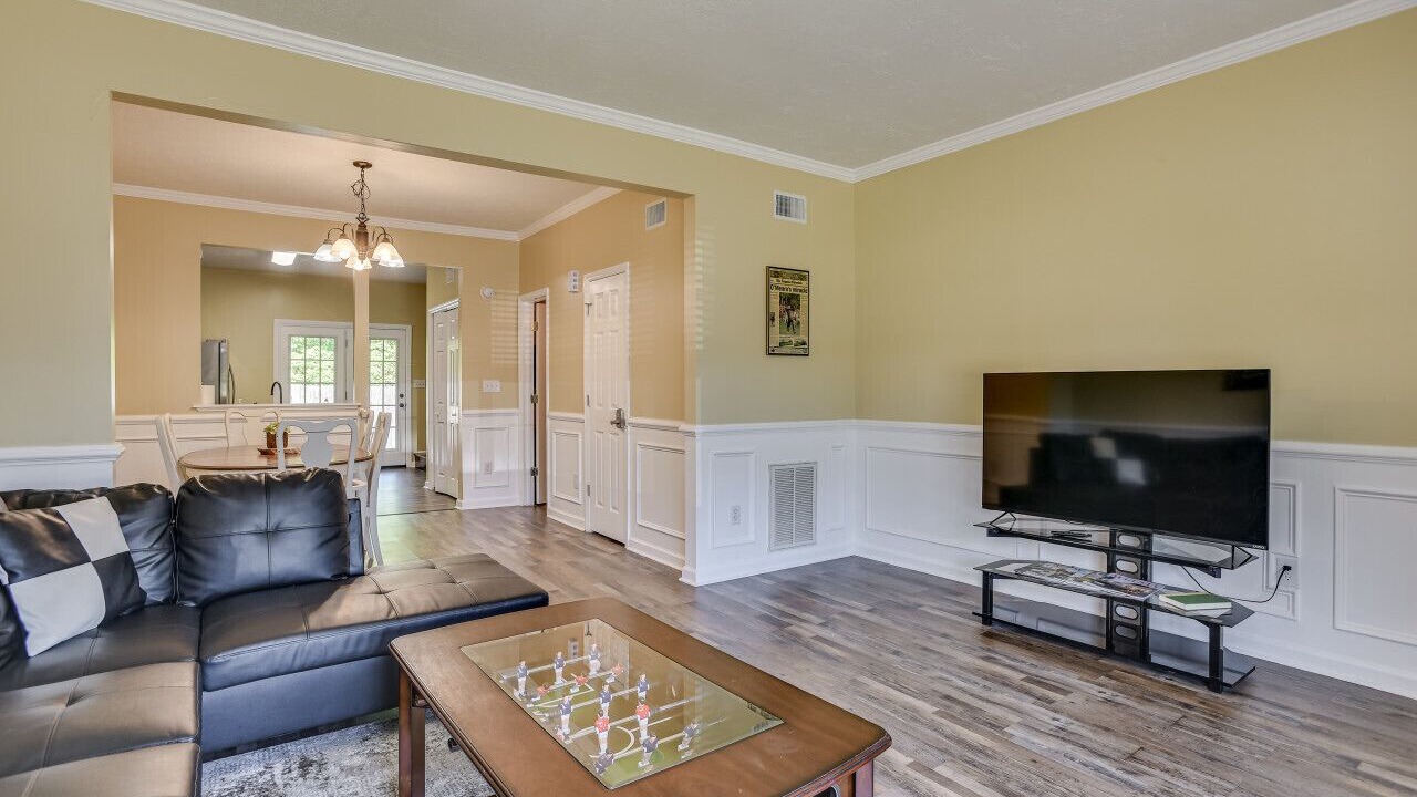 Photo of Livingroom in National Hills