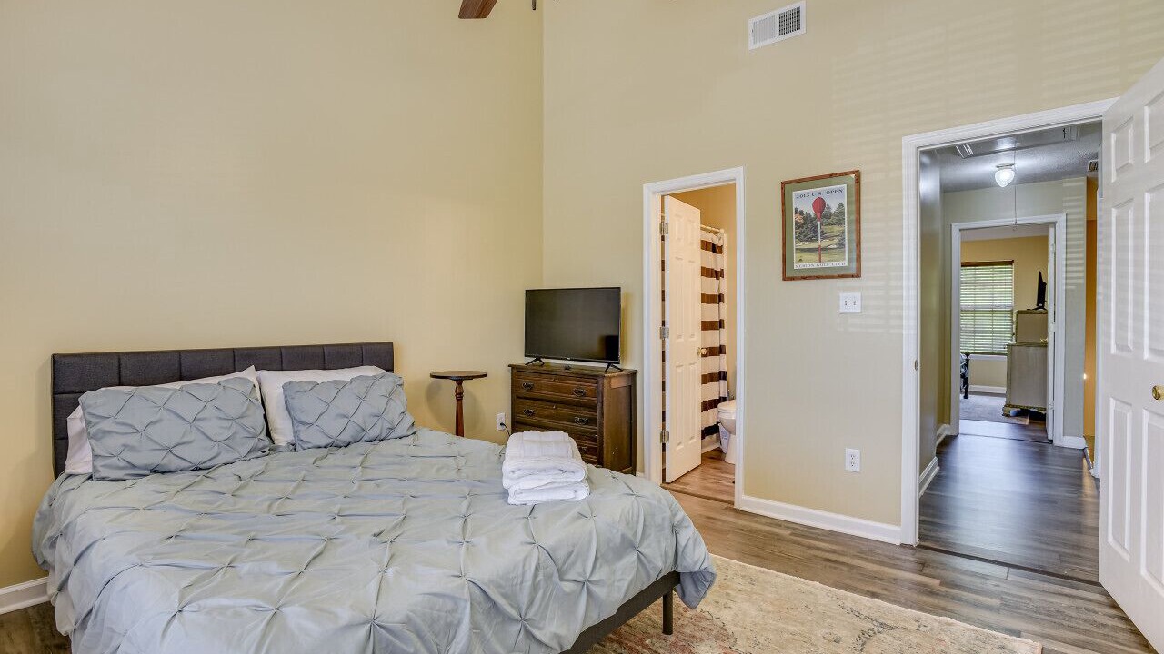 Photo of Bedroom in National Hills