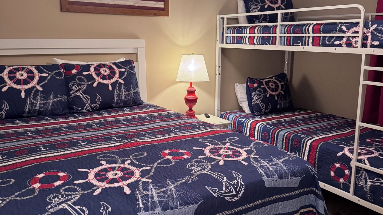 Photo of Bedroom in Cape Carteret