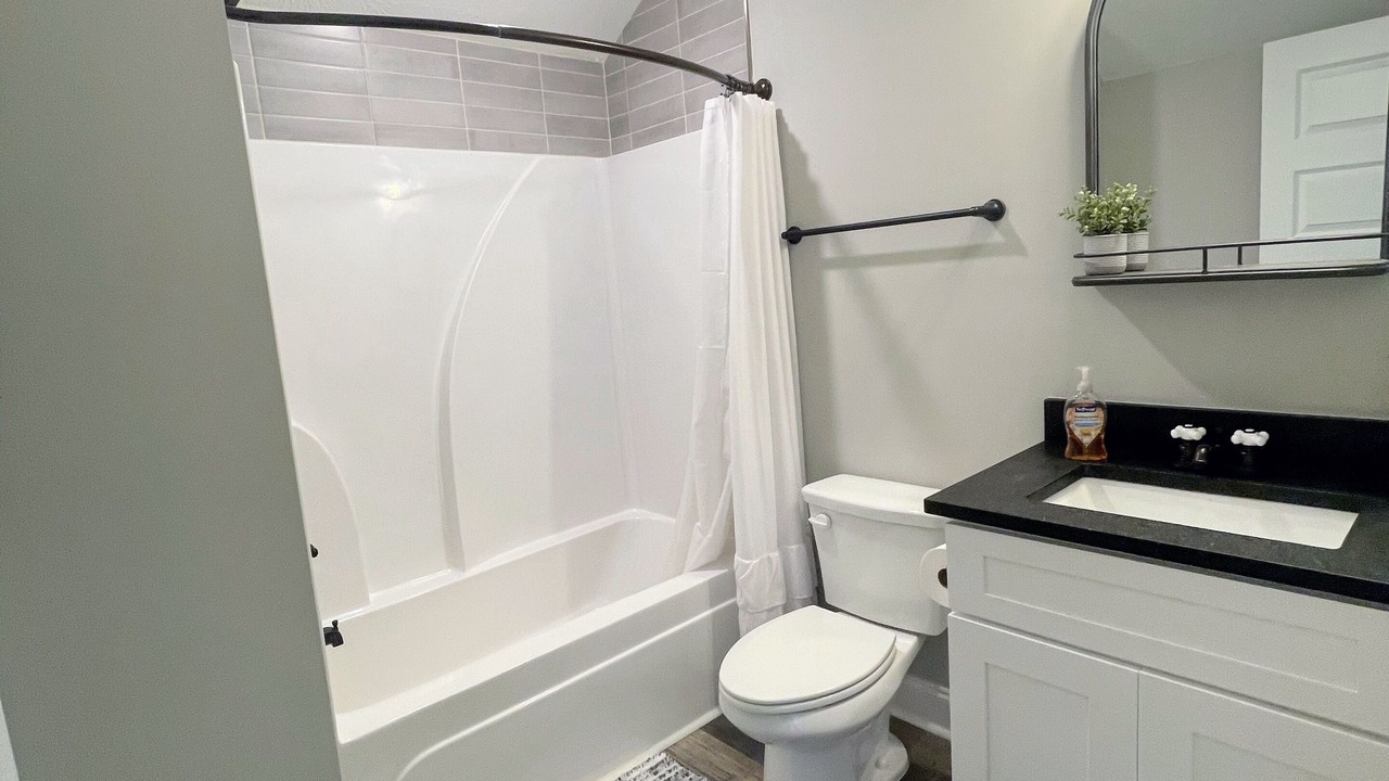 Photo of Bathroom in Grovetown