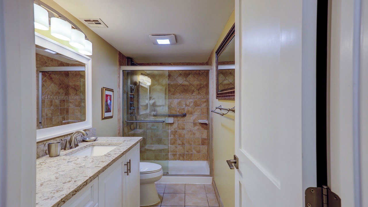 Photo of Bathroom in Folly Field