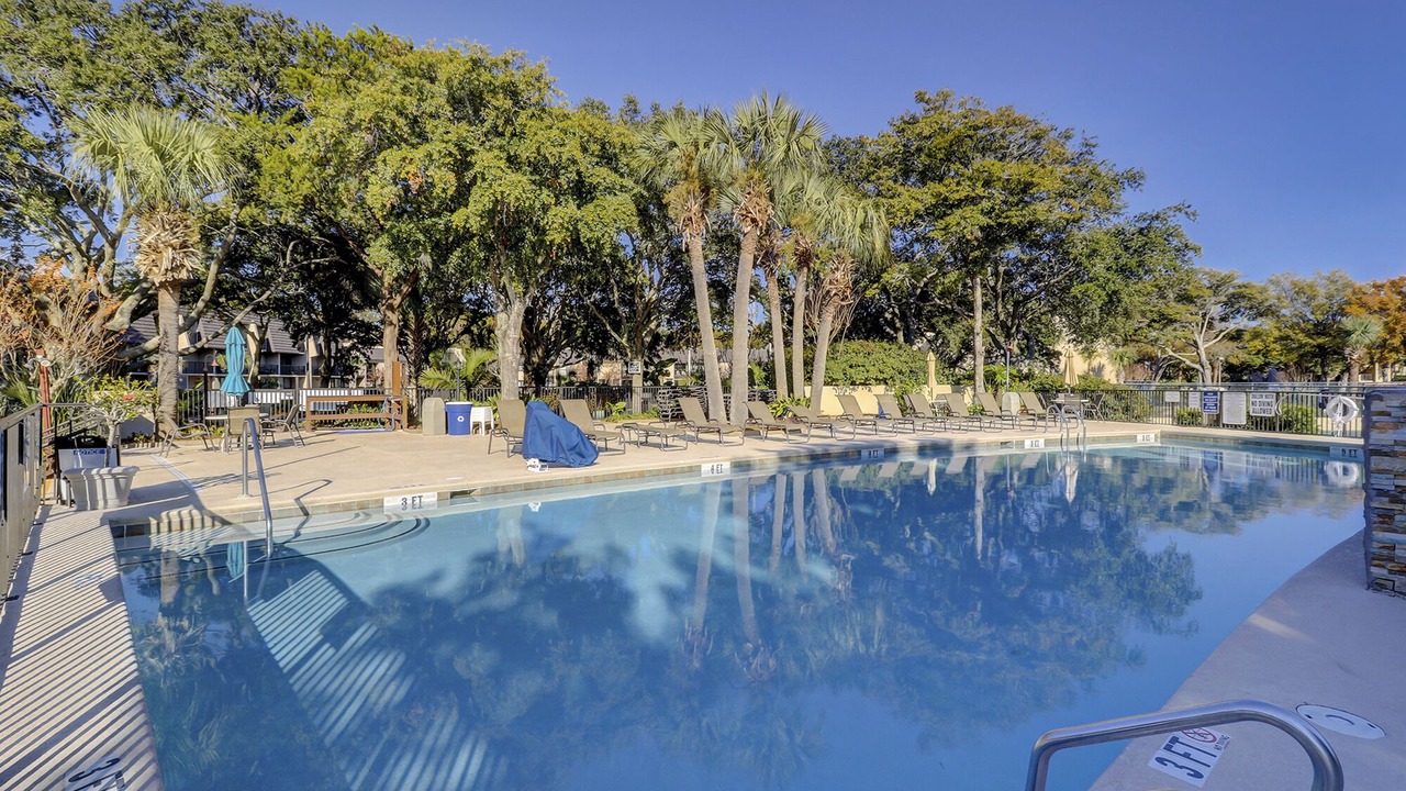 Photo of Outdoor in Folly Field