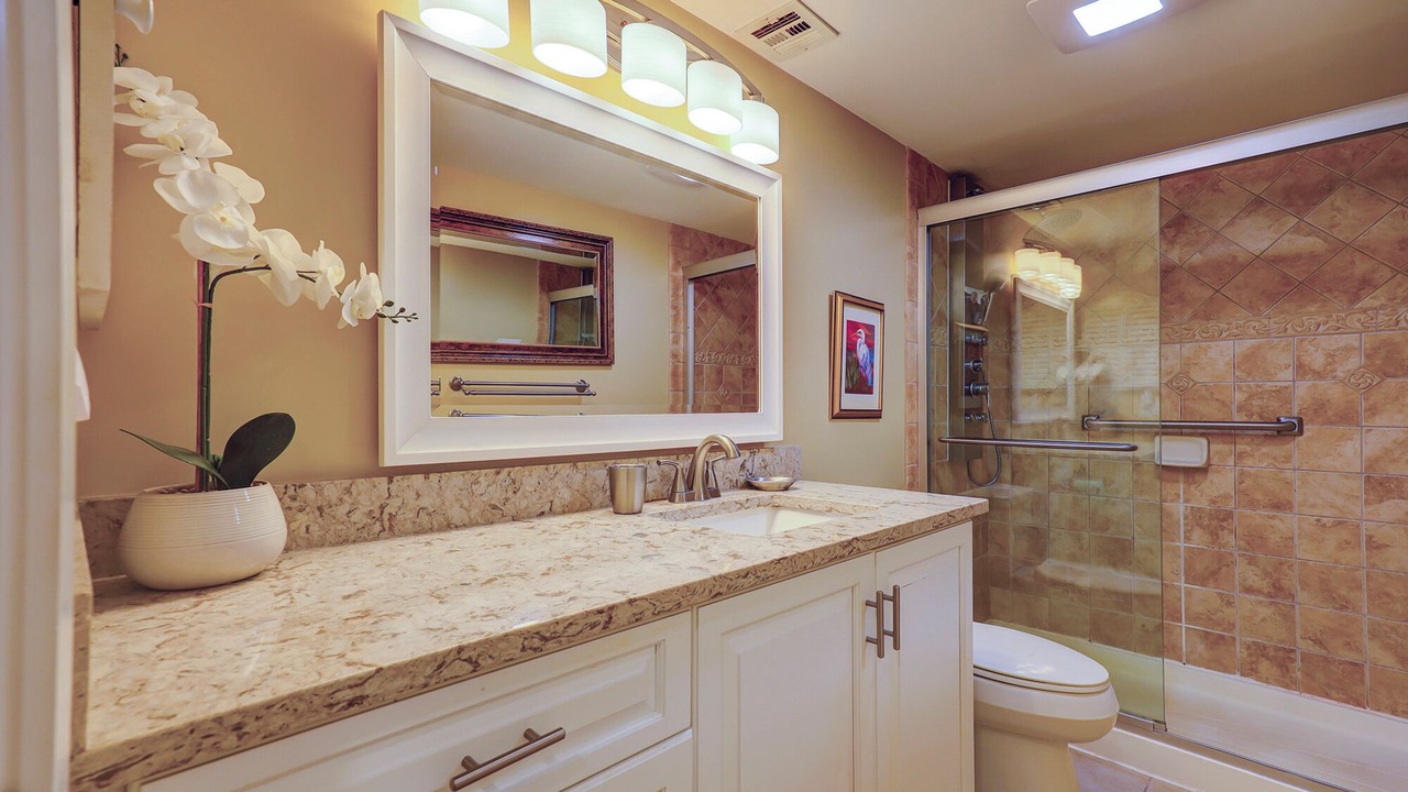 Photo of Bathroom in Folly Field