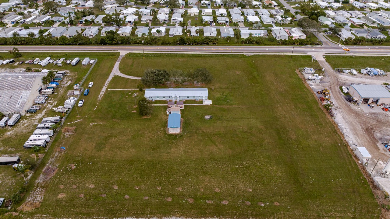 Photo of Outdoor in Barefoot Bay