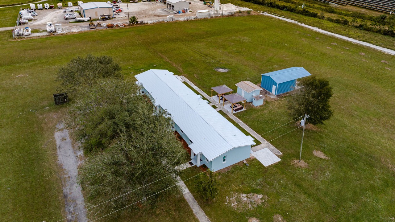 Photo of Outdoor in Barefoot Bay