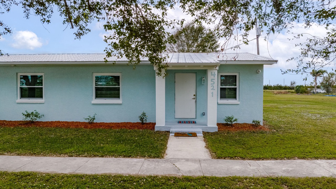 Photo of Outdoor in Barefoot Bay
