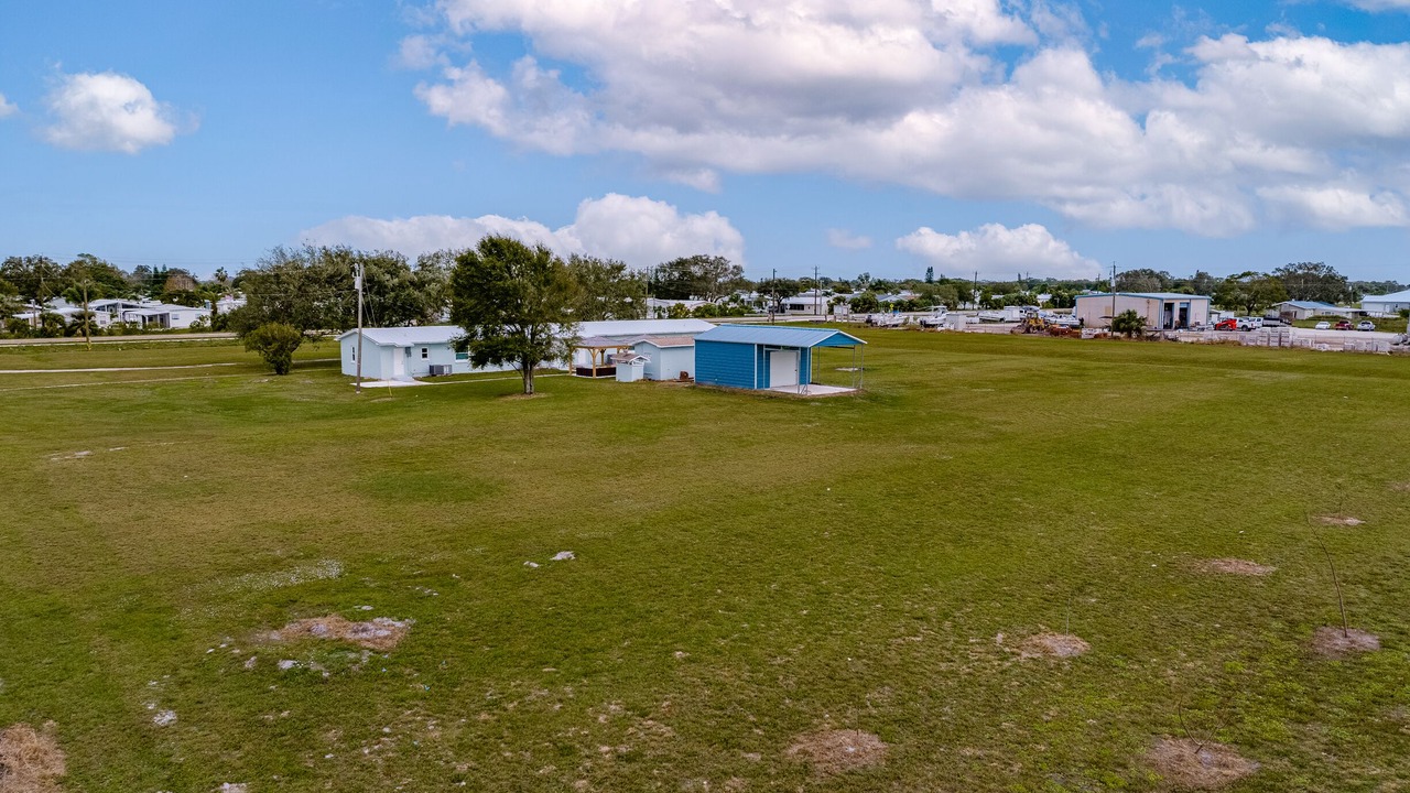 Photo of Outdoor in Barefoot Bay