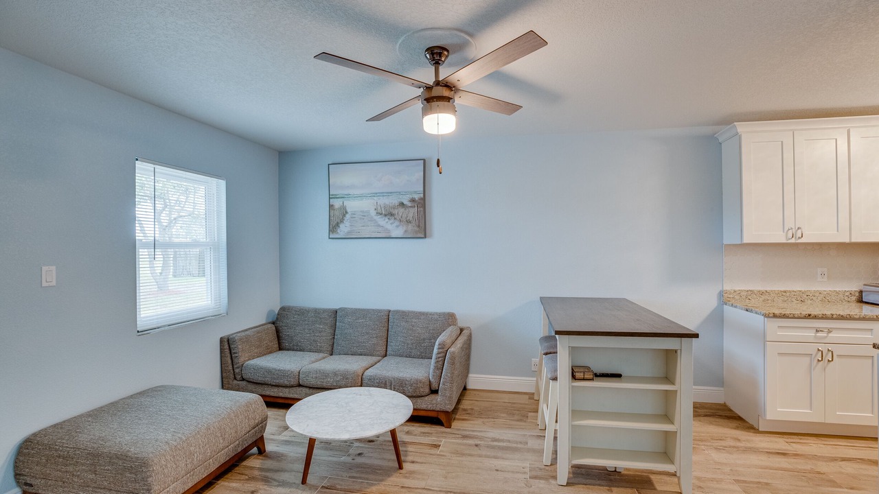 Photo of Livingroom in Micco