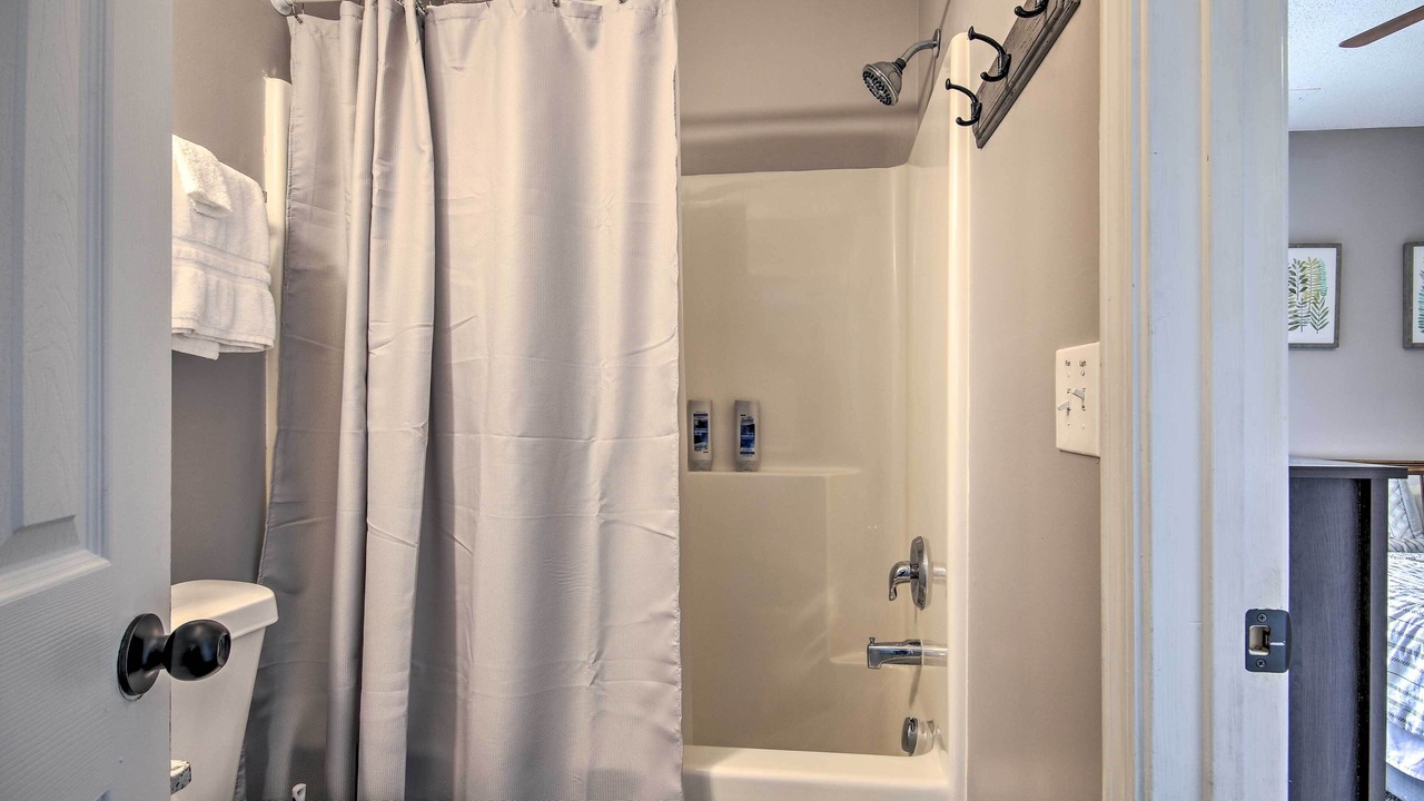 Photo of Bathroom in Lake Carolina