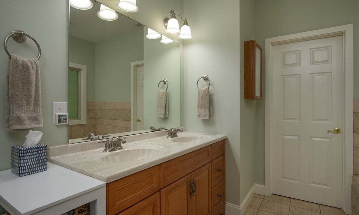 Photo of Bathroom in Brevard
