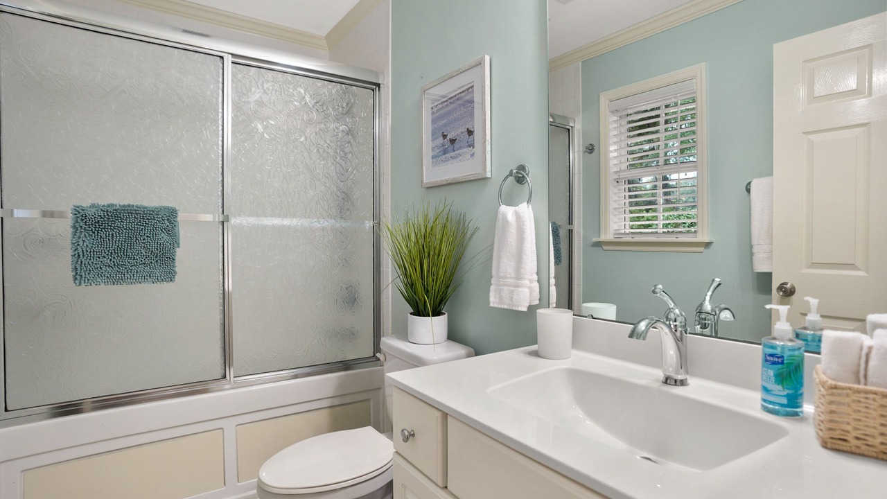 Photo of Bathroom in Beaufort