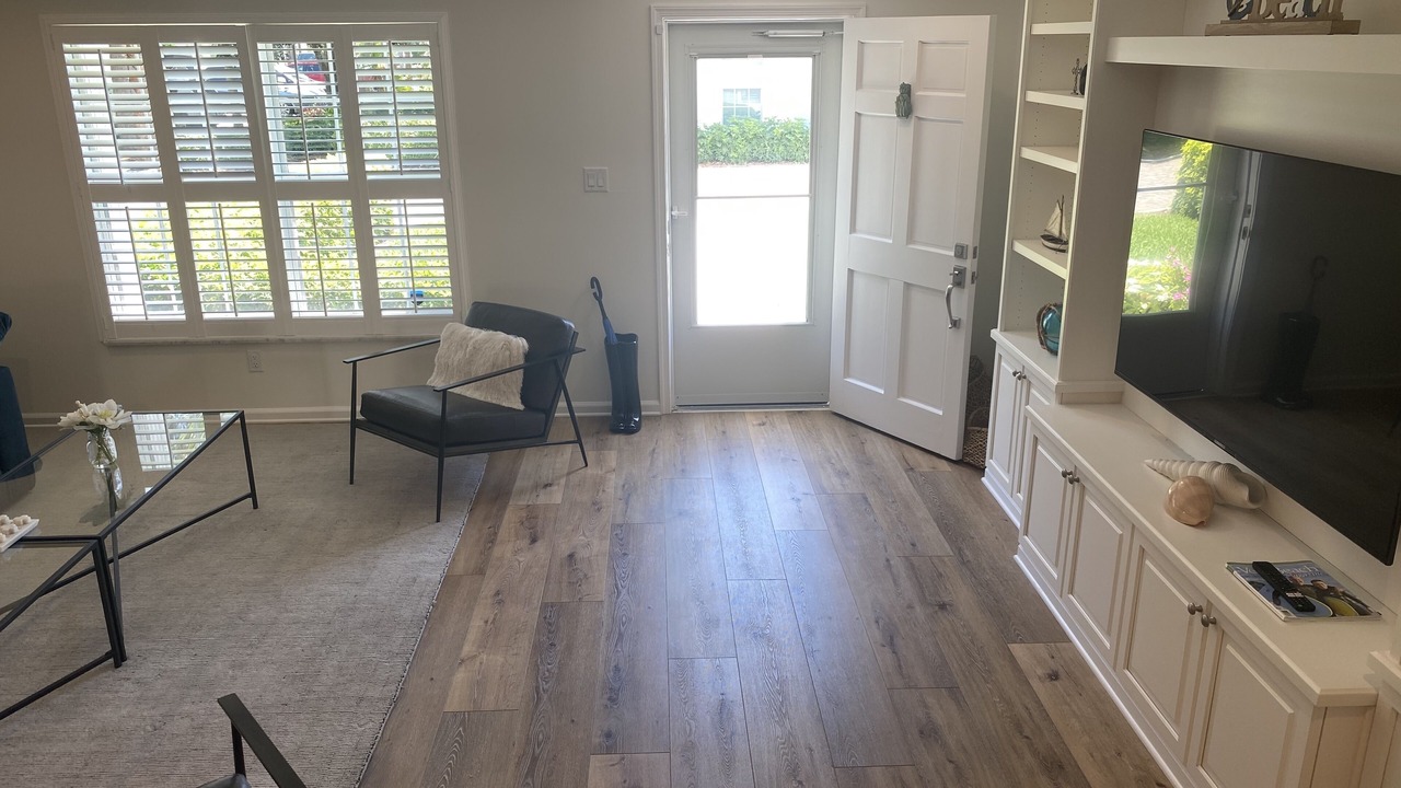 Photo of Livingroom in Central Beach
