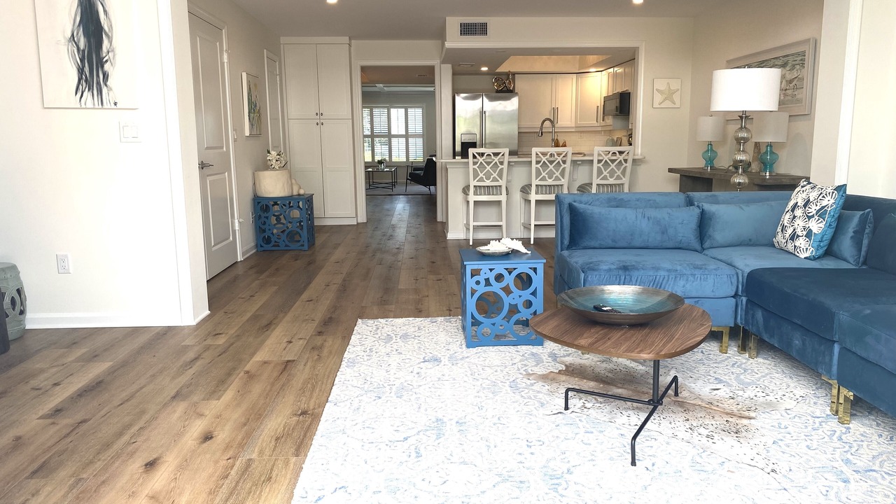 Photo of Livingroom in Central Beach