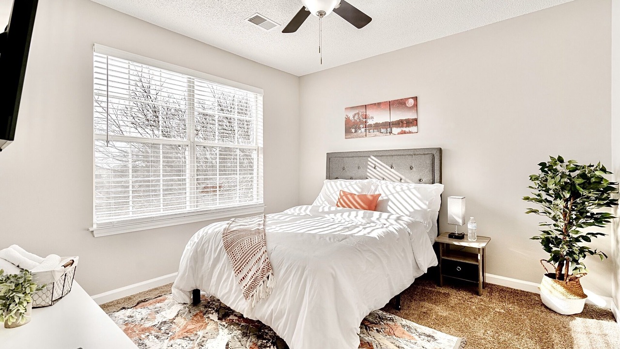 Photo of Bedroom in Huntcliff