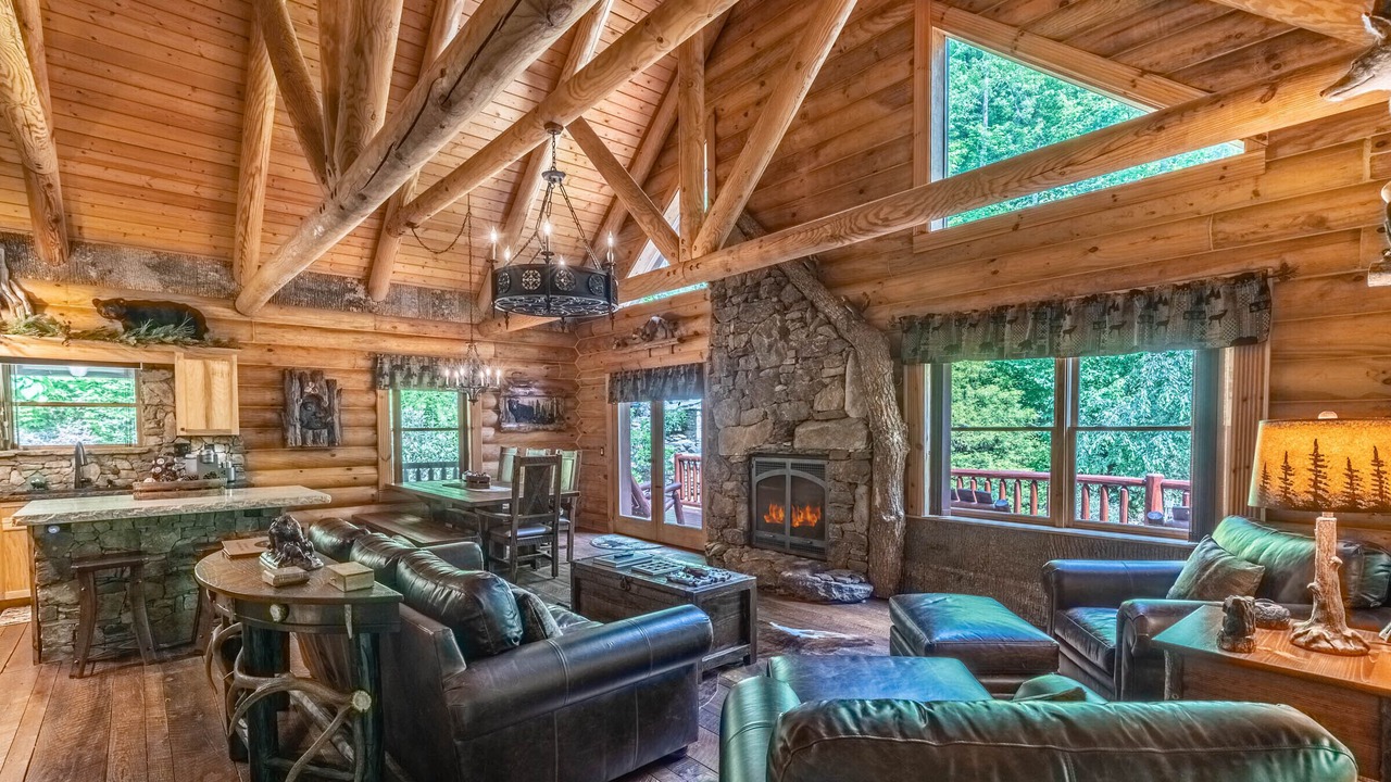 Photo of Livingroom in Tuckasegee