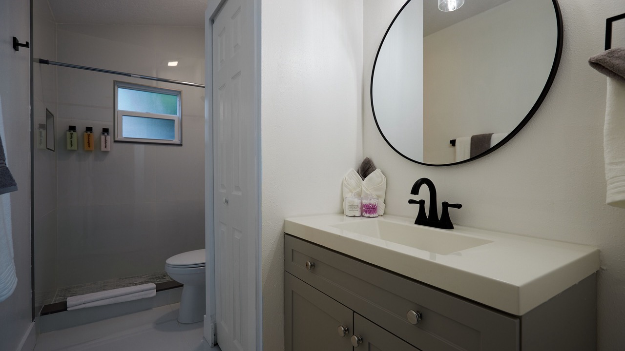 Photo of Bathroom in Valrico
