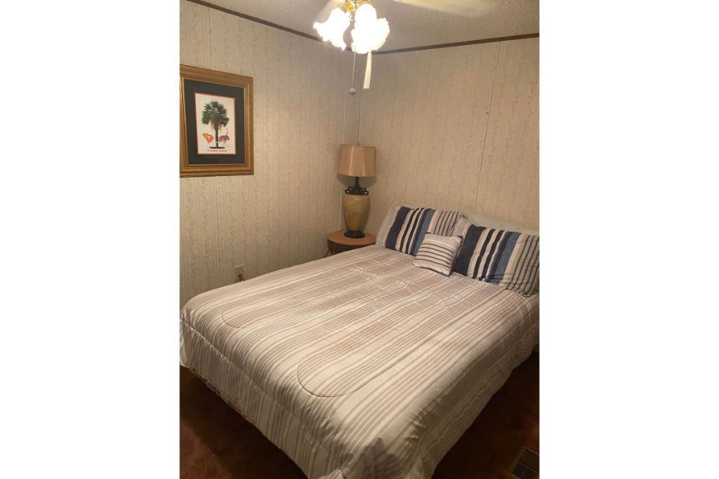 Photo of Bedroom in Summerton