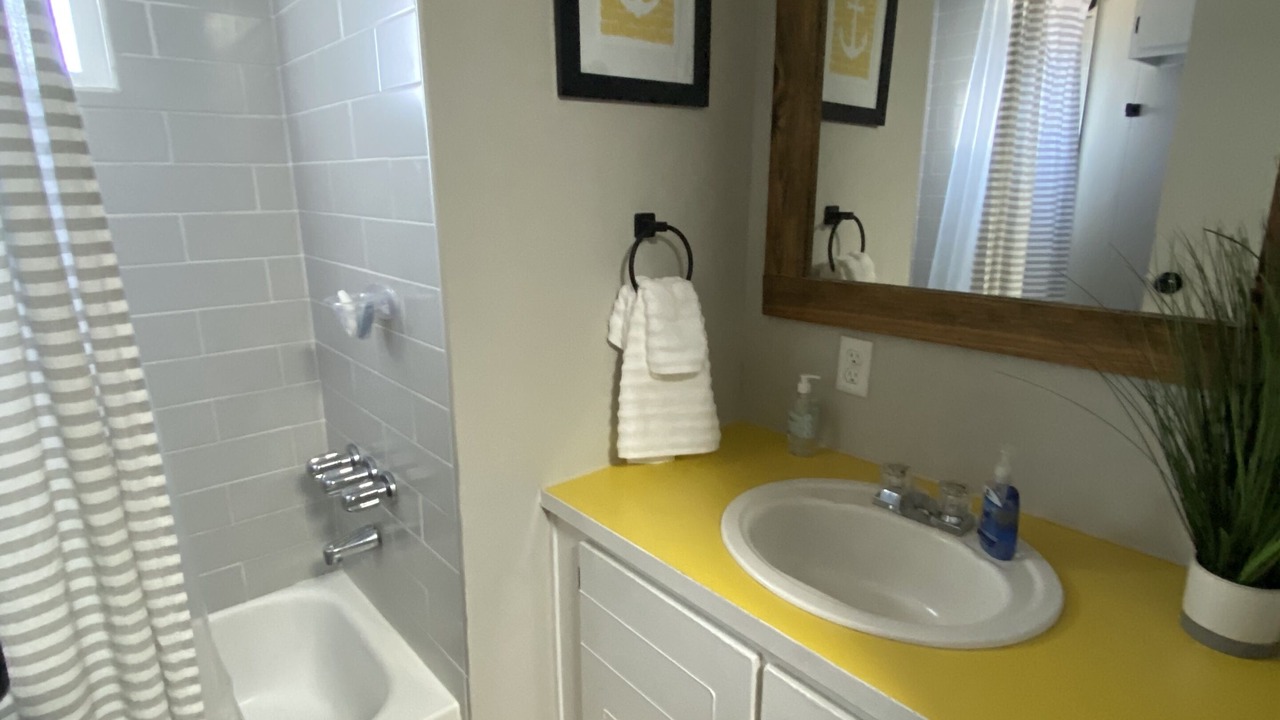 Photo of Bathroom in Calhoun County