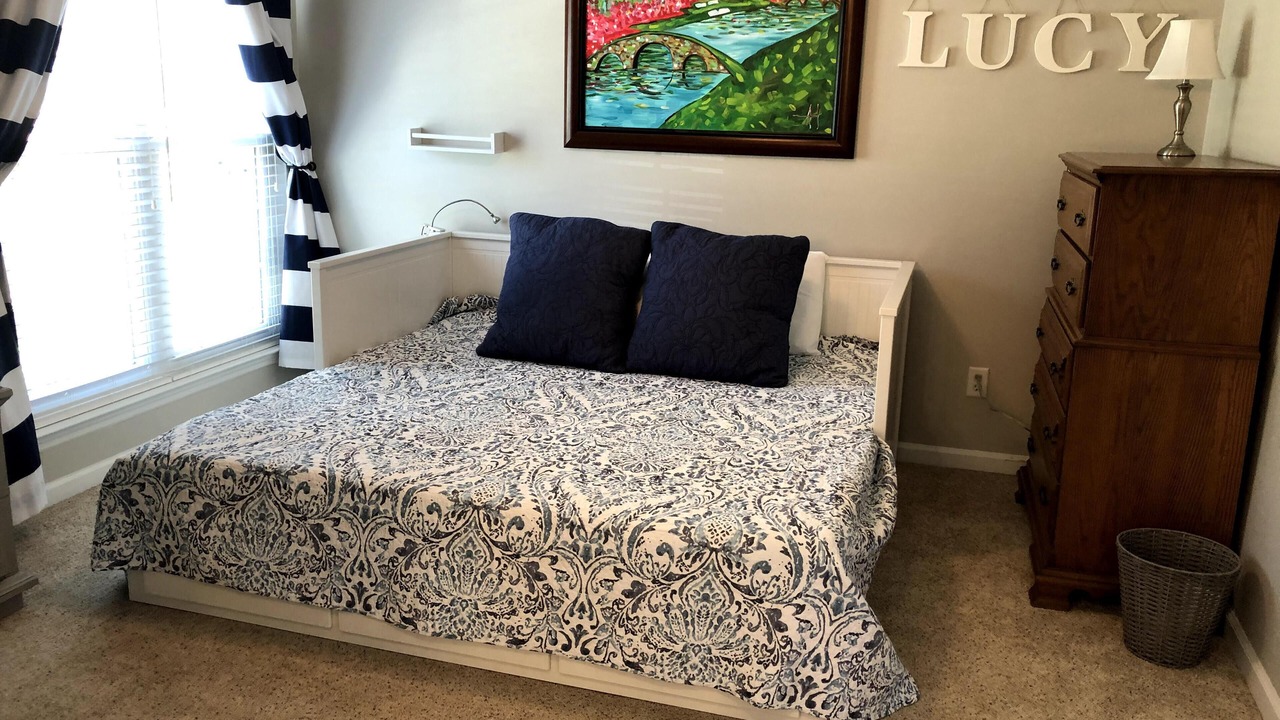 Photo of Bedroom in Grovetown