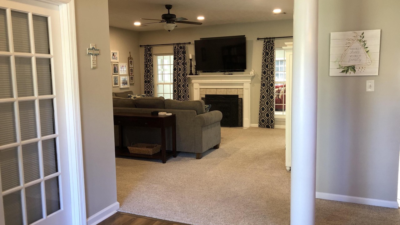 Photo of Livingroom in Grovetown
