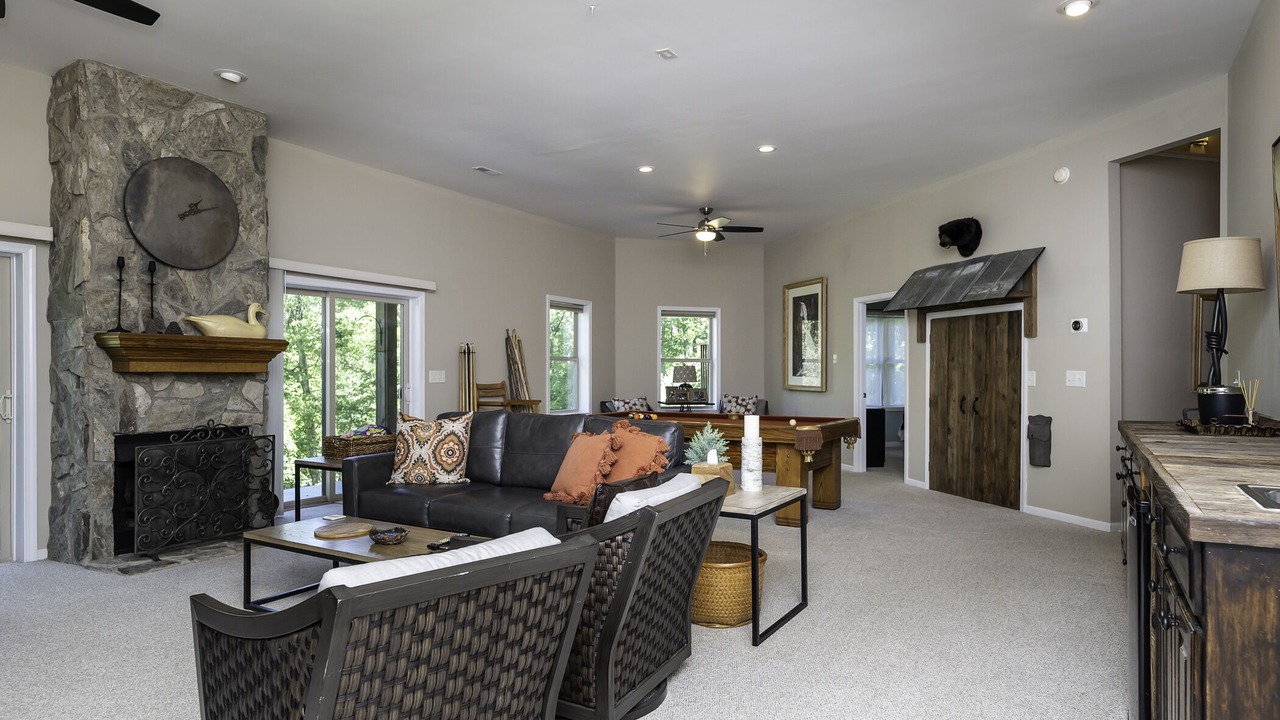 Photo of Livingroom in Sunset