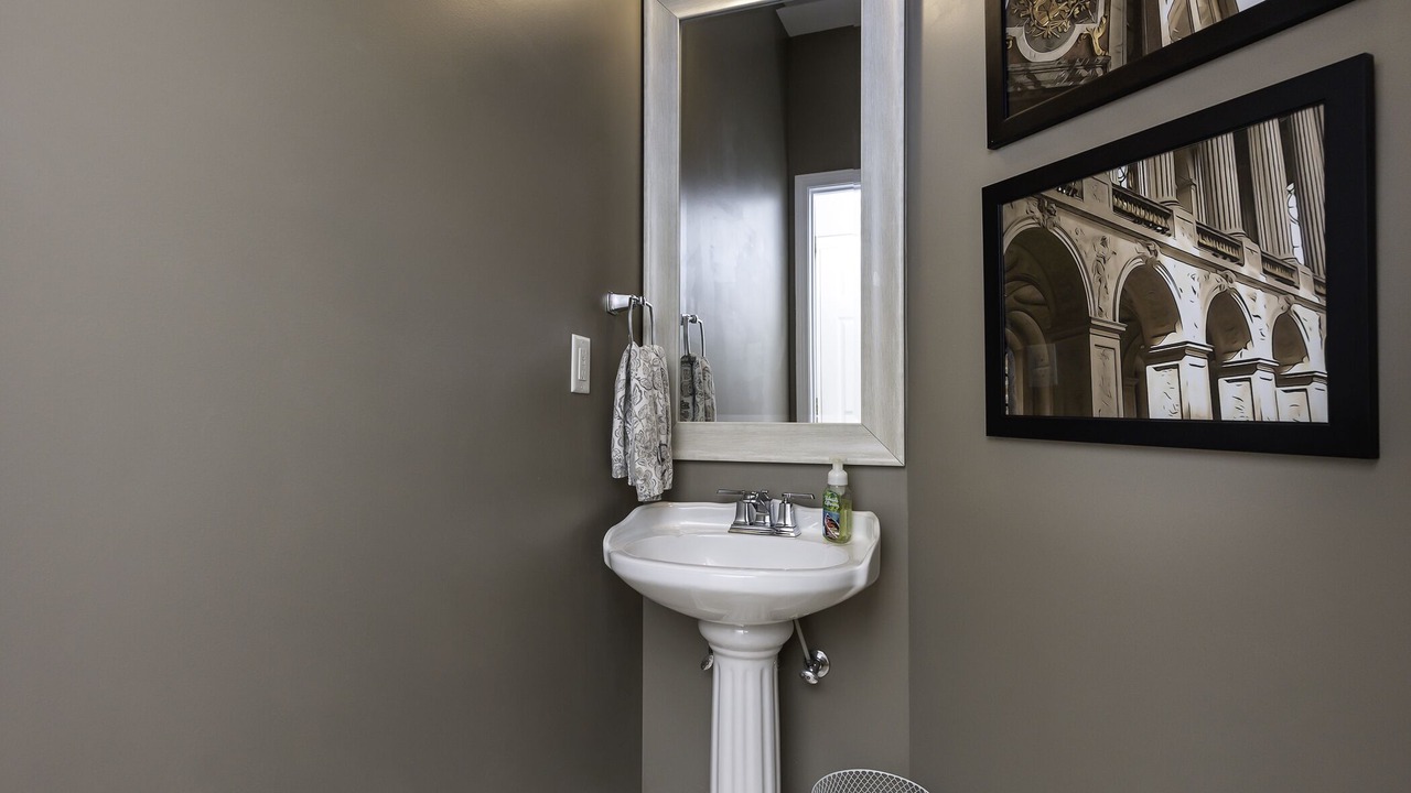 Photo of Bathroom in Sunset