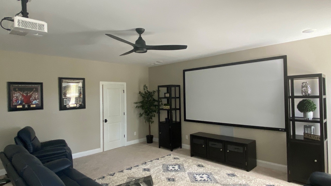 Photo of Livingroom in Evans