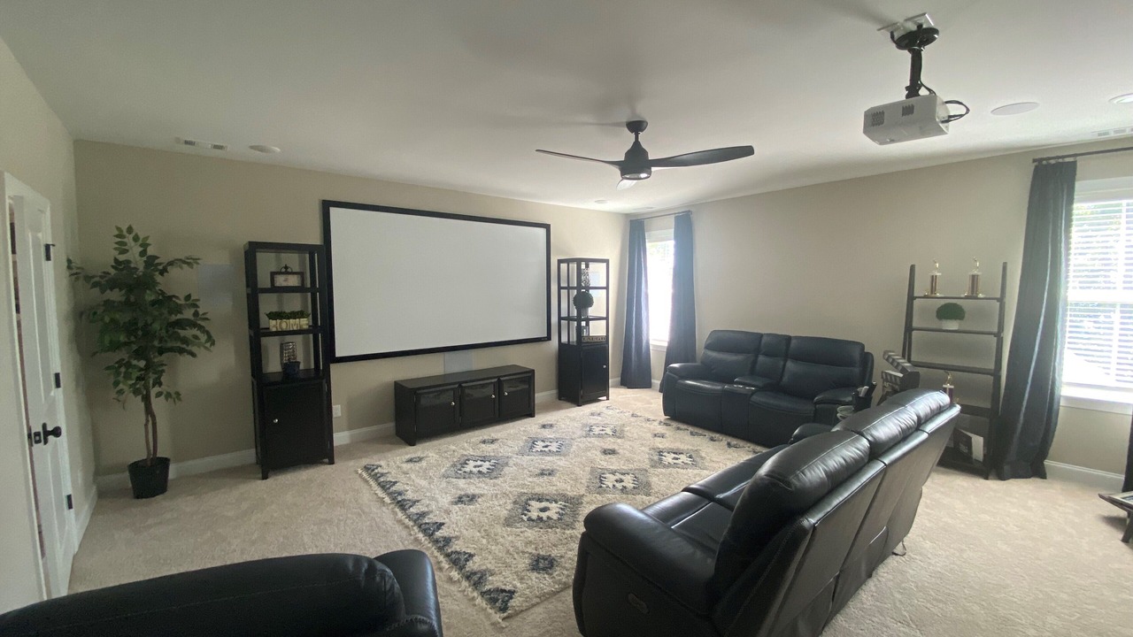 Photo of Livingroom in Evans