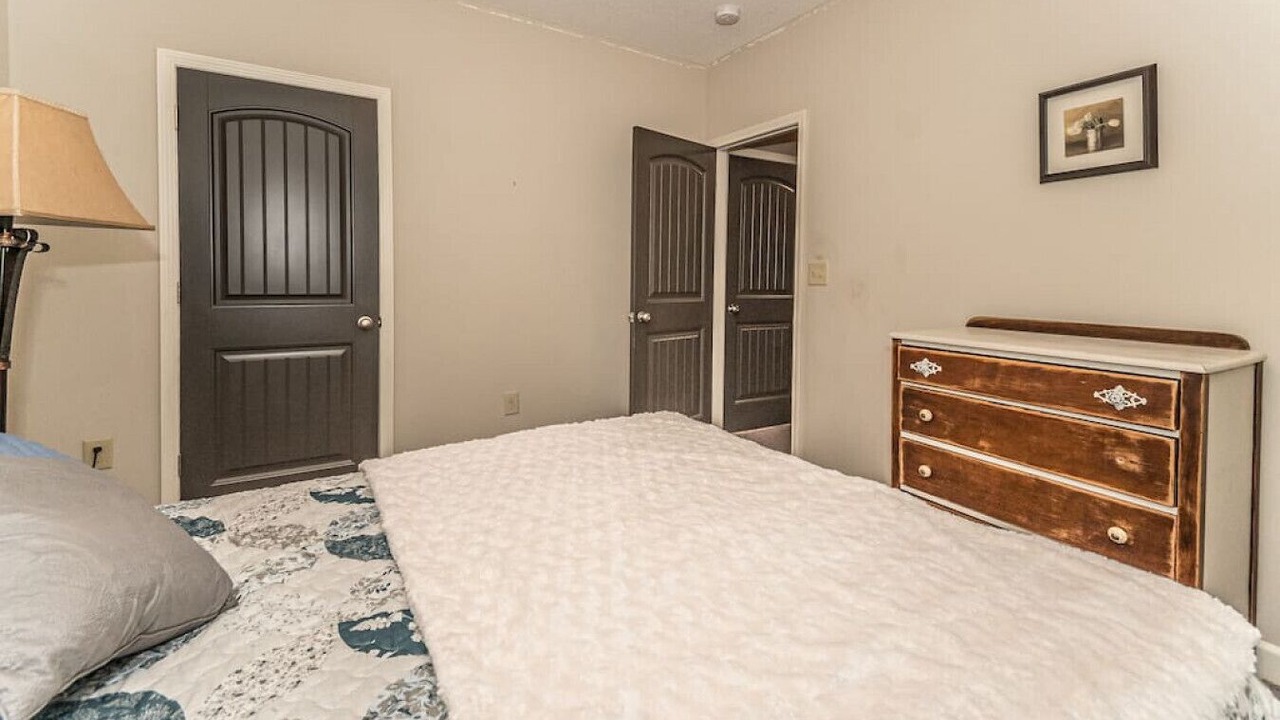 Photo of Bedroom in Boiling Springs