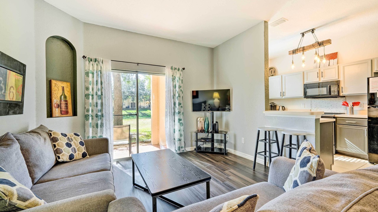 Photo of Bedroom in Regal Palms