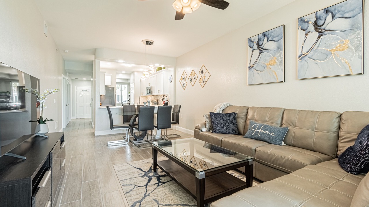 Photo of Livingroom in Naples