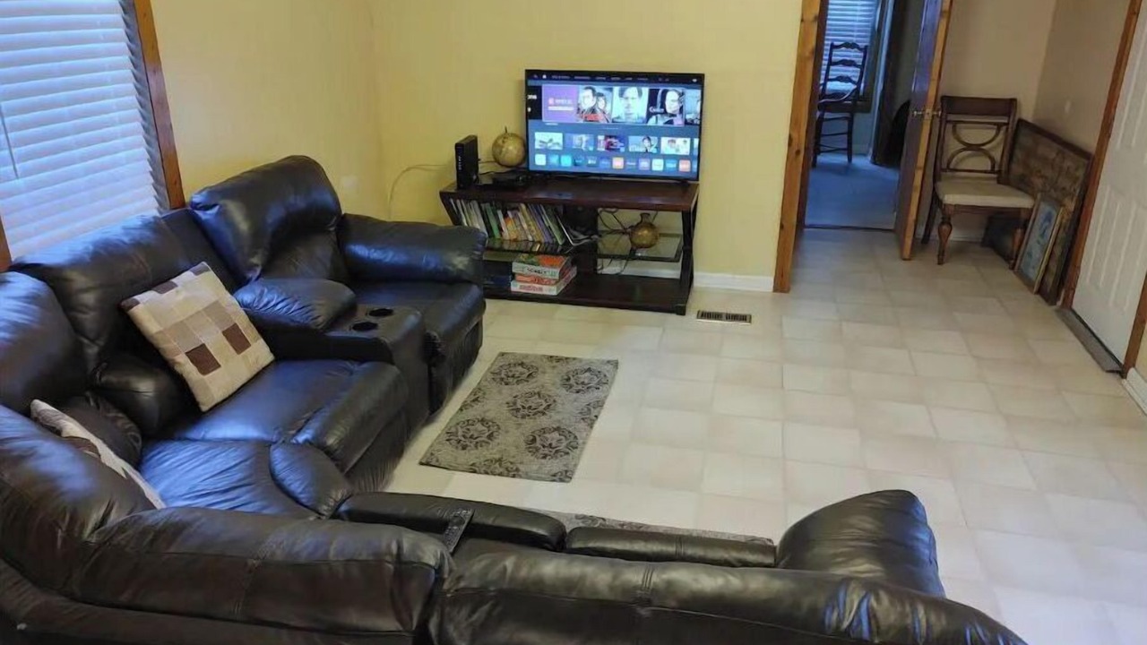 Photo of Livingroom in Eden
