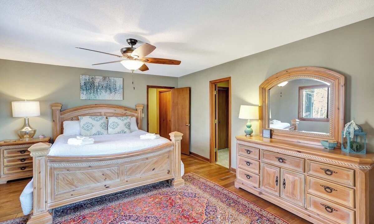 Photo of Bedroom in Six Mile