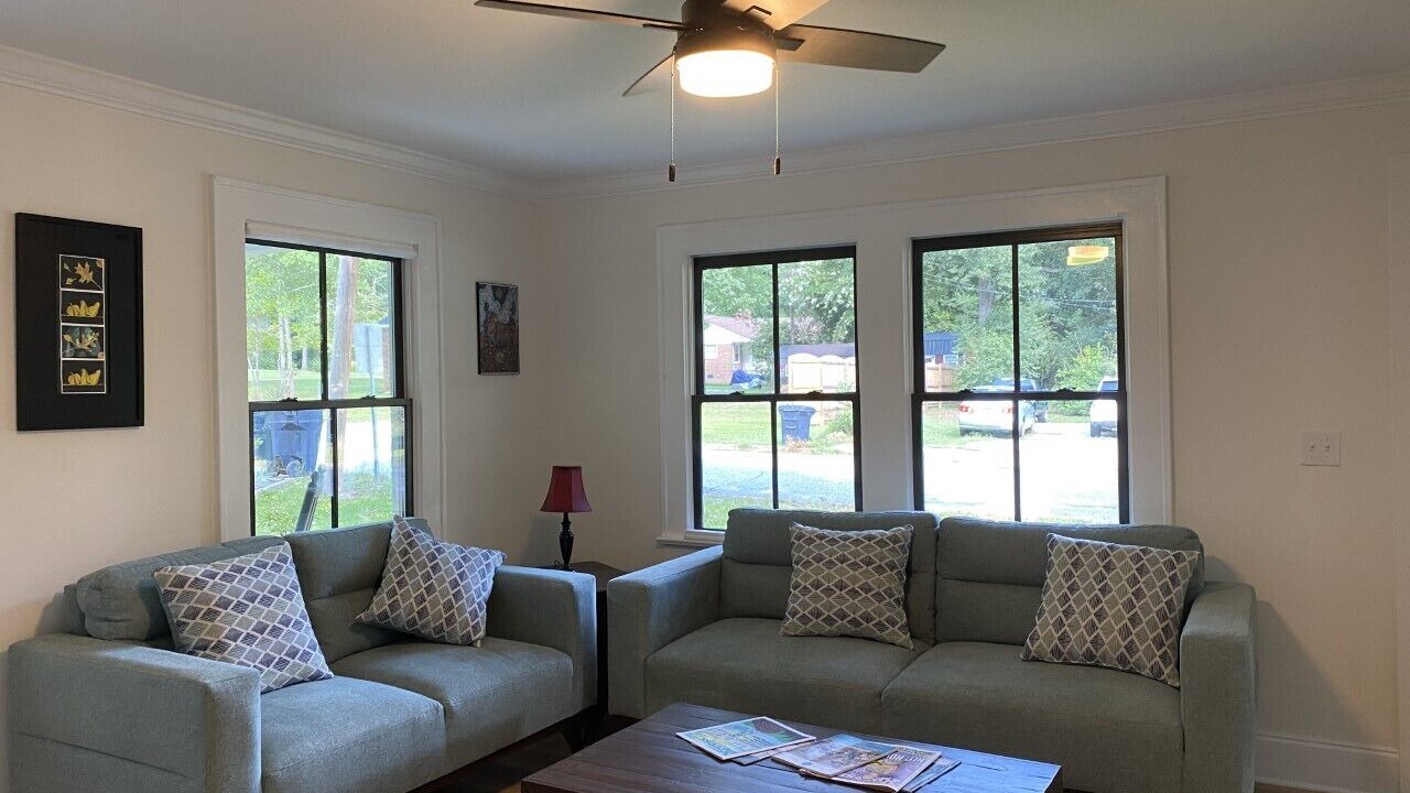 Photo of Livingroom in Anderson