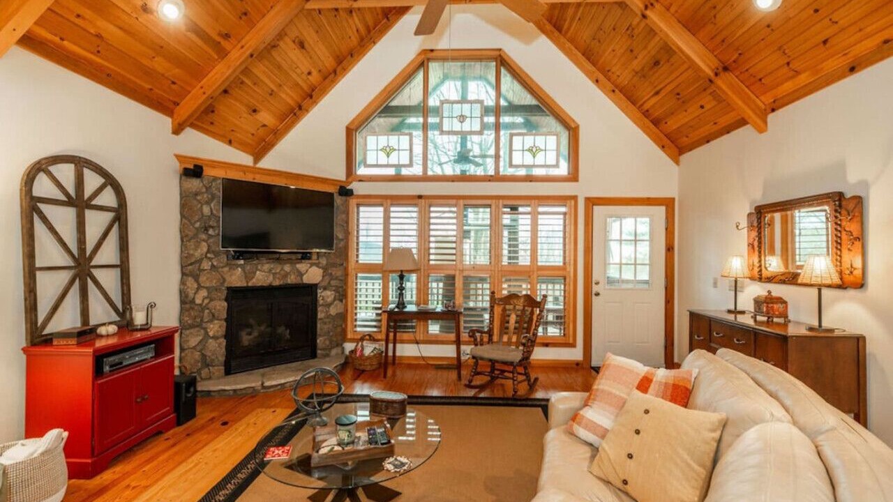 Photo of Livingroom in Rosman